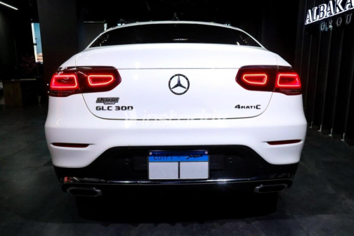 مرسيدس GLC 300 2021 أبيض أوتوماتيك مستعملة للبيع في مدينتى - 6