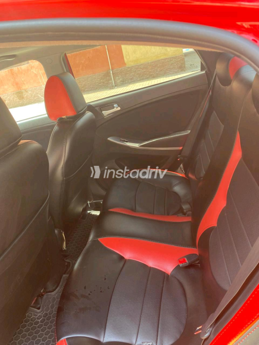 Hyundai Accent 2021 Red Automatic Used for Sale in Greater Cairo ( Cairo + Giza) - 3
