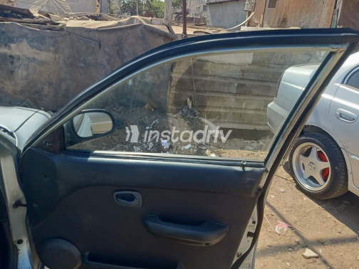 Hyundai Accent 2006 White Manual Used for Sale in Greater Cairo ( Cairo + Giza) - 2