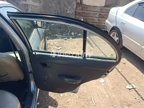 Hyundai Accent 2006 White Manual Used for Sale in Greater Cairo ( Cairo + Giza) - 9
