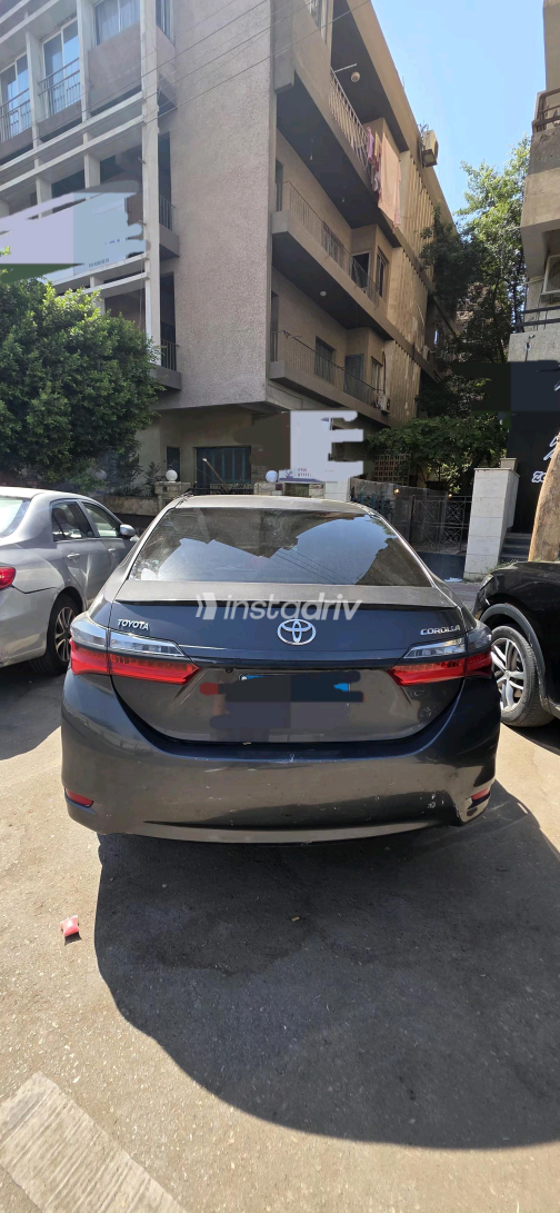 Toyota Corolla 2018 Dark Gray Automatic Used for Sale in Greater Cairo ( Cairo + Giza) - 5