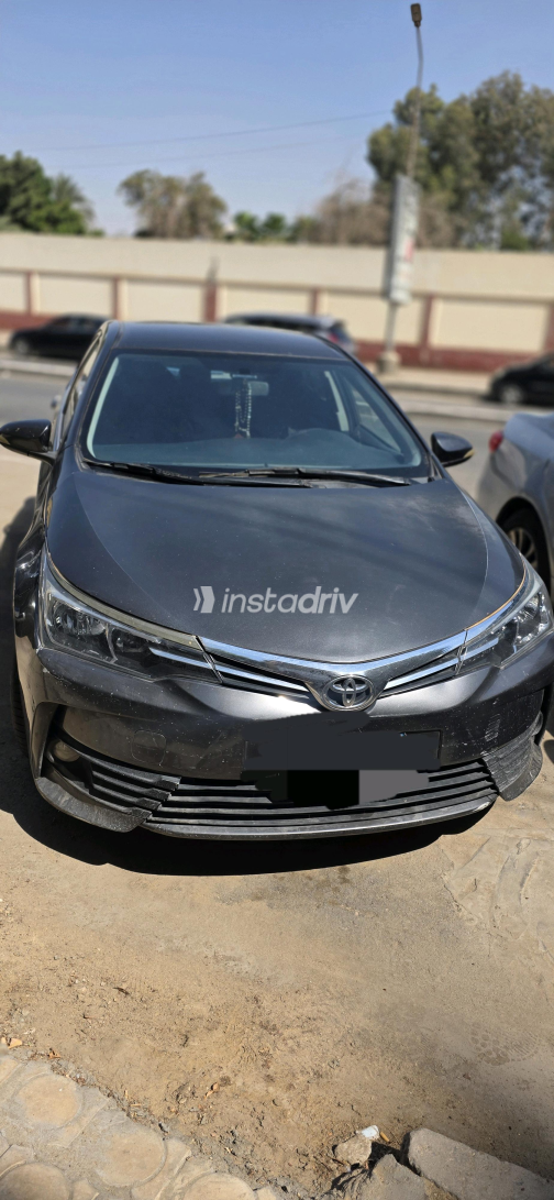 Toyota Corolla 2018 Dark Gray Automatic Used for Sale in Greater Cairo ( Cairo + Giza) - 6
