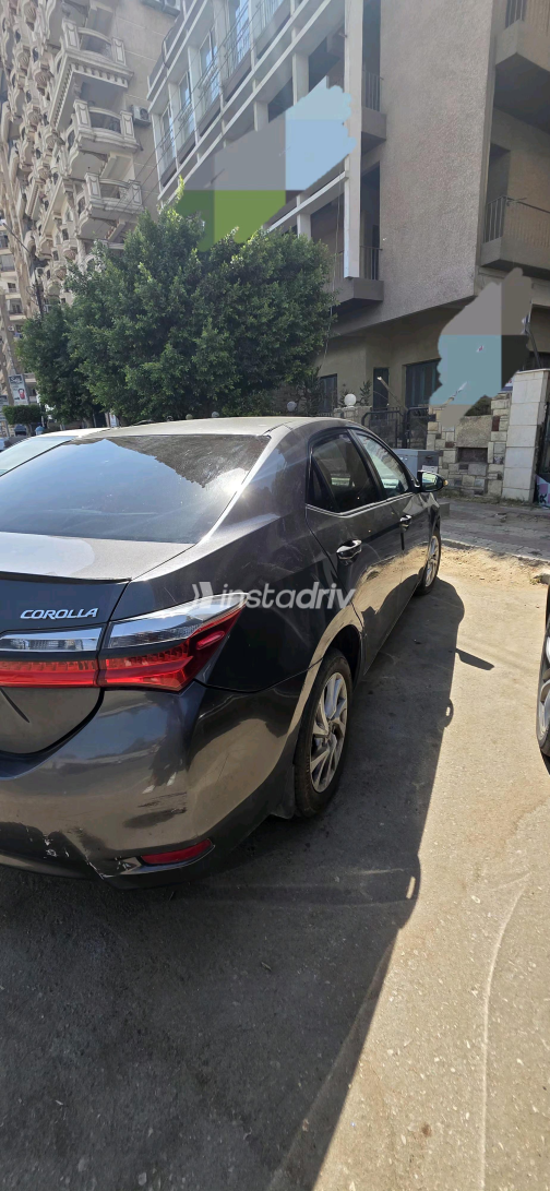 Toyota Corolla 2018 Dark Gray Automatic Used for Sale in Greater Cairo ( Cairo + Giza) - 10