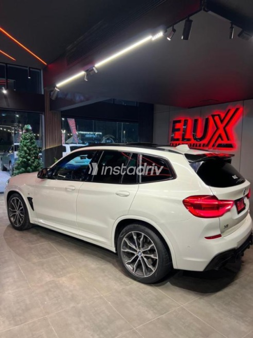 بي ام دبليو X3 M 2019 أبيض أوتوماتيك مستعملة للبيع في مدينة الشيخ زايد - 5