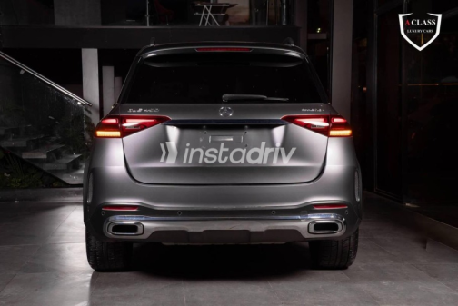 مرسيدس GLE 2024 رمادي أوتوماتيك مستعملة للبيع في مدينة الشيخ زايد - 3