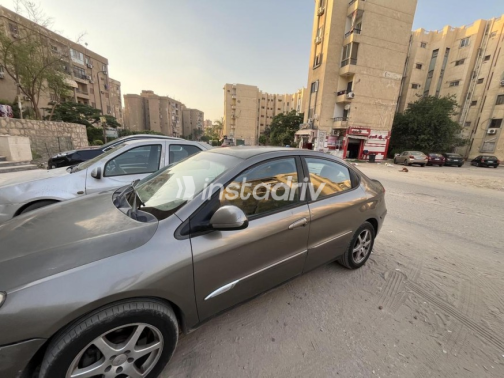 Speranza M11 2010 Silver Automatic Used for Sale in Cairo - 4