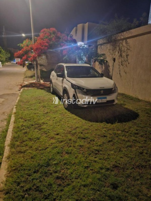 بيجو 3008 2025 أبيض أوتوماتيك مستعملة للبيع في الإسكندرية - 10