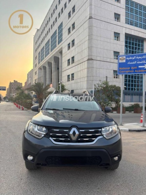 رينو داستر 2022 رمادي أوتوماتيك مستعملة للبيع في مدينة نصر - 1