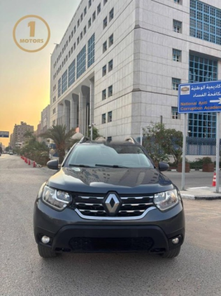 رينو داستر 2022 رمادي أوتوماتيك مستعملة للبيع في مدينة نصر