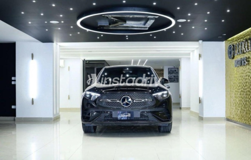 مرسيدس GLC 300 2024 أسود أوتوماتيك مستعملة للبيع في مصر الجديدة - 2