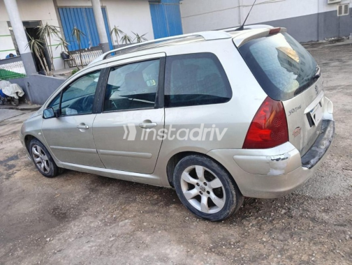 بيجو 207 SW 2007 فضي أوتوماتيك مستعملة للبيع في المنصورة - 2