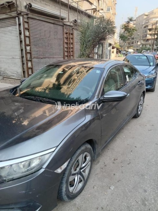 Honda Civic 2017 White Automatic Used for Sale in Greater Cairo ( Cairo + Giza) - 3