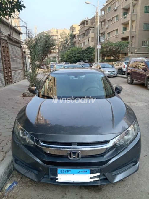 Honda Civic 2017 White Automatic Used for Sale in Greater Cairo ( Cairo + Giza) - 8