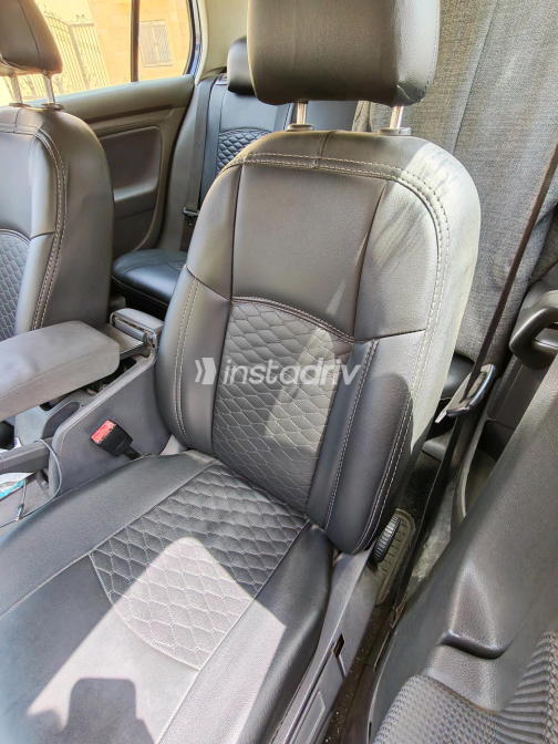 Volkswagen Golf 2009 Gray Automatic Used for Sale in Greater Cairo ( Cairo + Giza) - 9