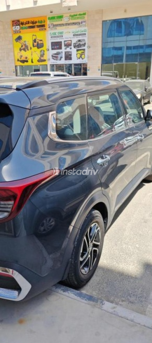 Kia Carens 2023 White Automatic Used for Sale in Faqous - 2