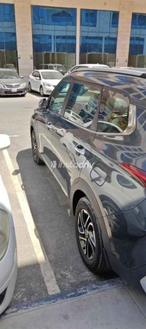 Kia Carens 2023 White Automatic Used for Sale in Faqous - 4