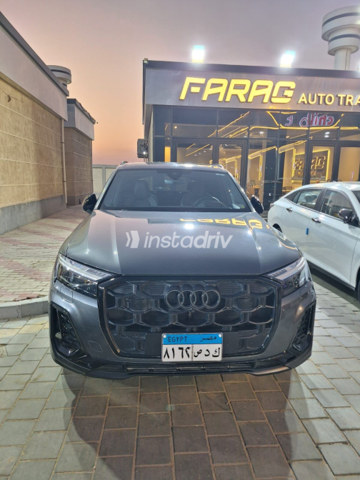 اودي Q7 2025 رمادي أوتوماتيك مستعملة للبيع في القاهرة الكبرى ( القاهرة - الجيزة) - 9