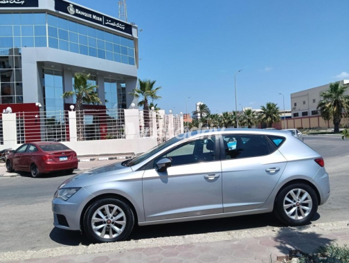 Seat Leon 2018 White Automatic Used for Sale in Greater Cairo ( Cairo + Giza) - 6