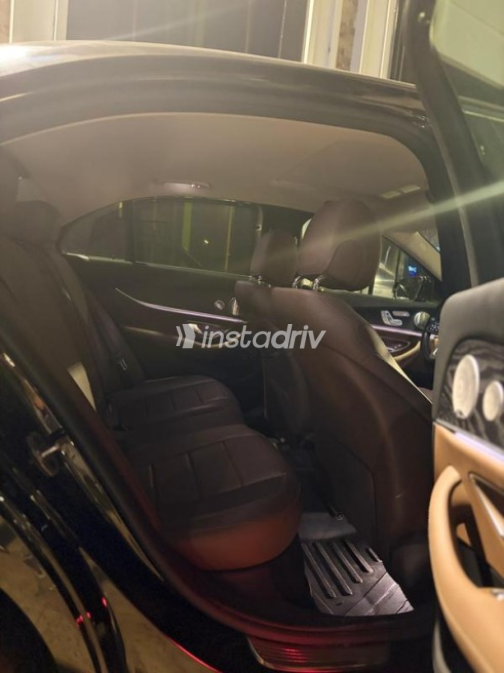 Mercedes E 200 2020 Black Automatic Used for Sale in Nasr city - 9