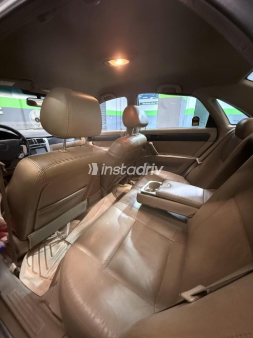 Daewoo Lacetti 2005 Silver Automatic Used for Sale in Shibin el Kom  - 7