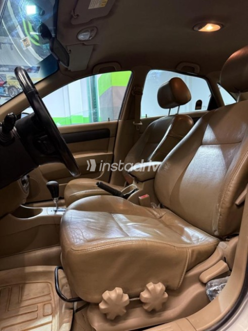 Daewoo Lacetti 2005 Silver Automatic Used for Sale in Shibin el Kom  - 8