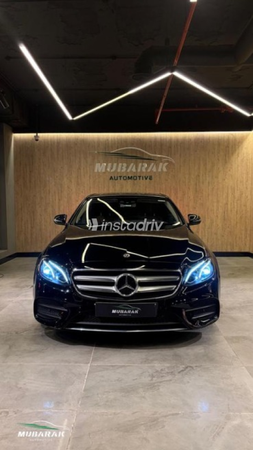 Mercedes E 200 2018 Black Automatic Used for Sale in Nasr city - 1