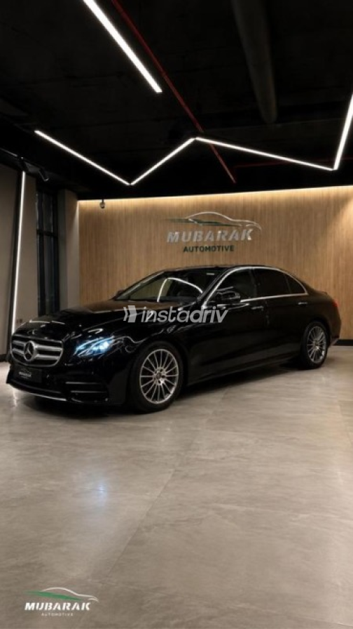Mercedes E 200 2018 Black Automatic Used for Sale in Nasr city - 2