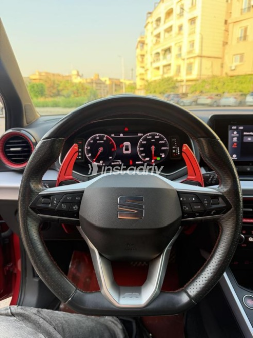 Seat Arona 2022 Red Automatic Used for Sale in Heliopolis - 9