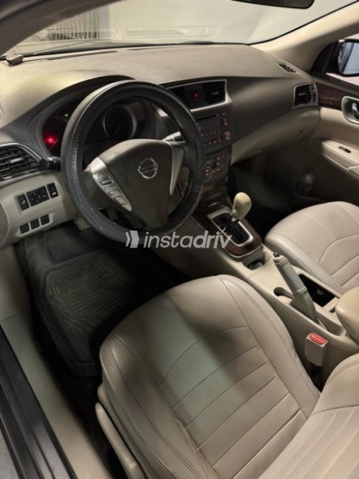 Nissan Sentra 2019 Gold Automatic Used for Sale in Cairo - 6