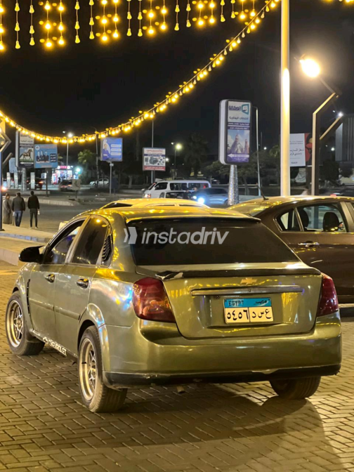 Chevrolet Optra 2005 Green Automatic Used for Sale in Greater Cairo ( Cairo + Giza) - 6