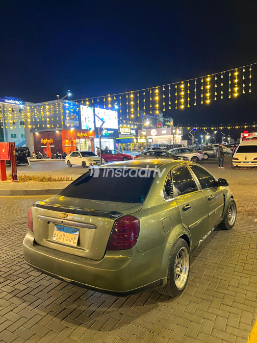 Chevrolet Optra 2005 Green Automatic Used for Sale in Greater Cairo ( Cairo + Giza) - 7