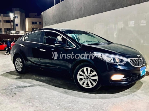 Kia Cerato 2014 Black Automatic Used for Sale in Ismailia - 4