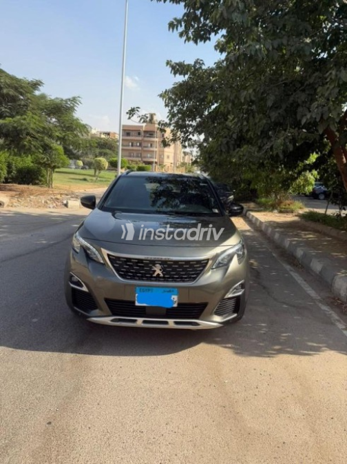 Peugeot 3008 2019 Gray Automatic Used for Sale in Cairo - 10