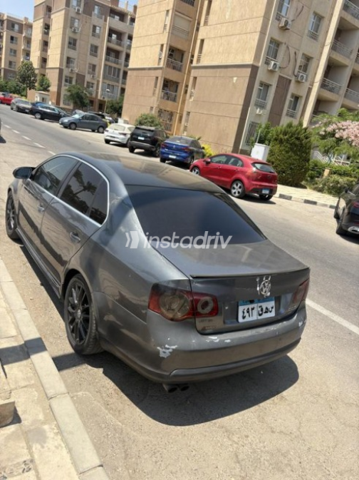 فولكس فاغن جيتا 2010 رمادي غامق أوتوماتيك مستعملة للبيع في مدينتى - 10