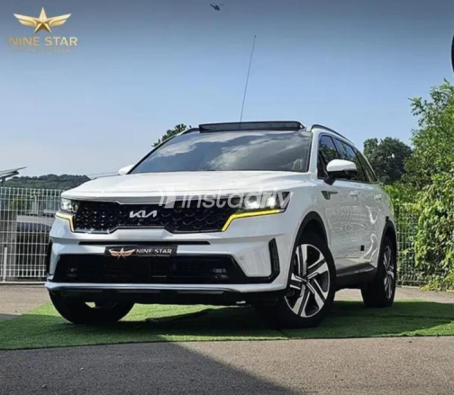 Kia Sorento 2023 White Automatic Used for Sale in Cairo - 1