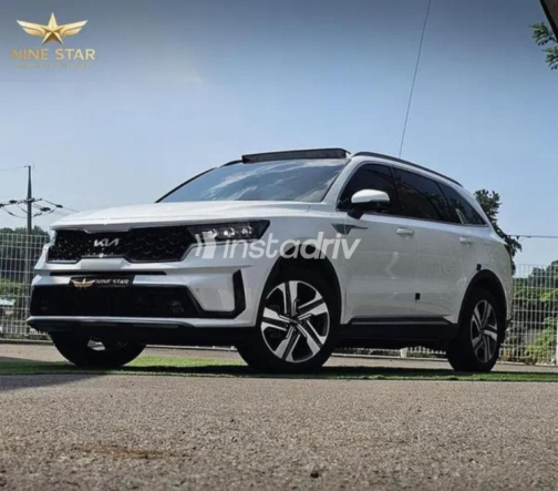 Kia Sorento 2023 White Automatic Used for Sale in Cairo - 4