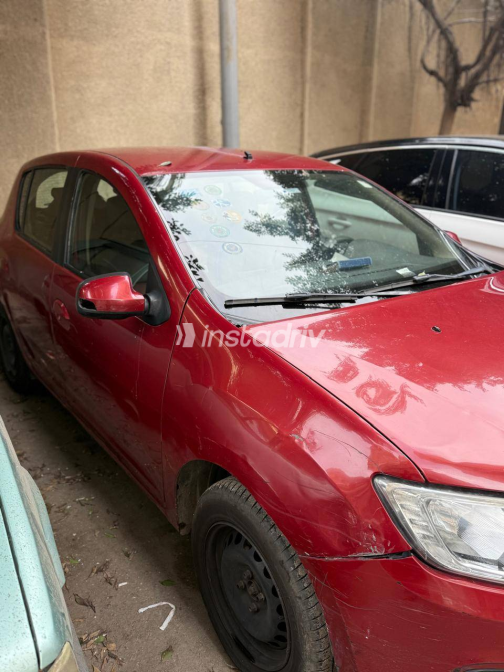 Renault Sandero 2018 Red Automatic Used for Sale in Greater Cairo ( Cairo + Giza) - 2