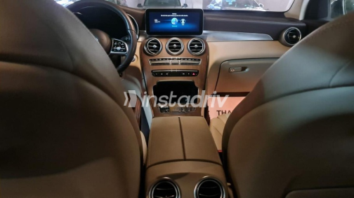 مرسيدس GLC 200 2020 أبيض أوتوماتيك مستعملة للبيع في القاهرة الكبرى ( القاهرة - الجيزة) - 3
