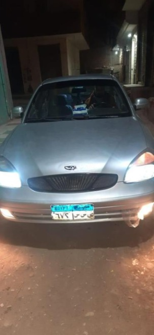 Daewoo Nubira 2 2004 Silver Automatic Used for Sale in Cairo