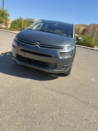 Citroën C3 Picasso 2016 Gray Automatic Used for Sale in Greater Cairo ( Cairo + Giza)