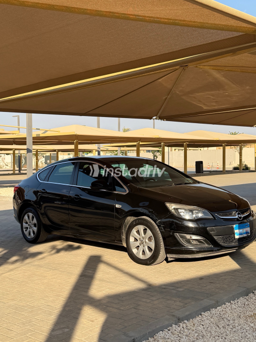 Opel Astra 2021 Black Automatic Used for Sale in Greater Cairo ( Cairo + Giza) - 2