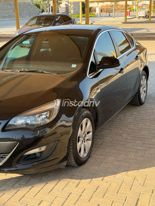 Opel Astra 2021 Black Automatic Used for Sale in Greater Cairo ( Cairo + Giza) - 7