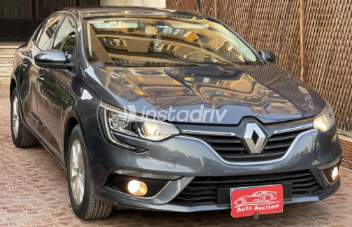 Renault Megane 2020 Gray Automatic Used for Sale in Cairo - 2