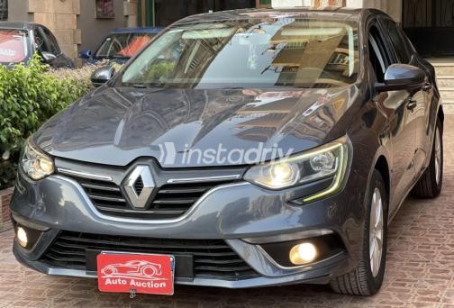 Renault Megane 2020 Gray Automatic Used for Sale in Cairo - 3