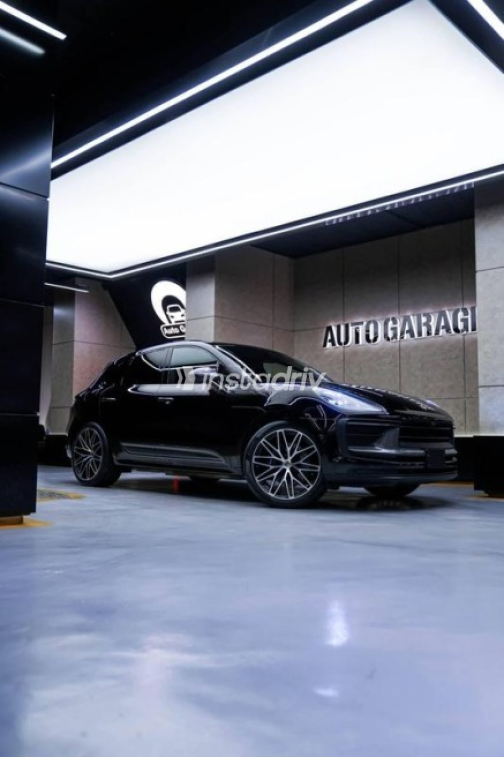 Porsche Macan 2026 Black Automatic Used for Sale in Alexandria - 3