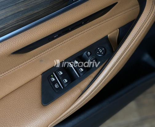 BMW 520 2018 Dark Blue Automatic Used for Sale in Heliopolis - 9