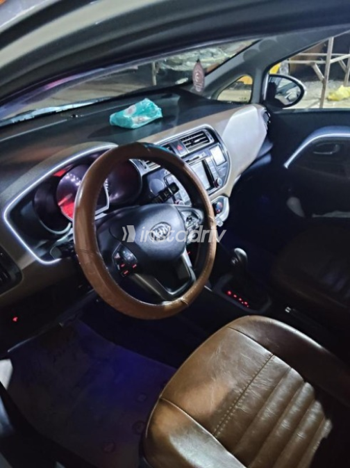 Kia Rio 2013 Silver Automatic Used for Sale in Kafr el-Sheikh - 3