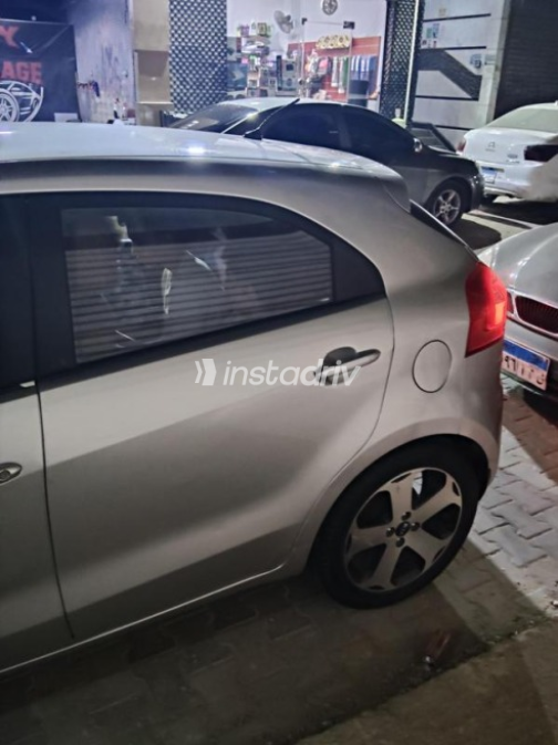 Kia Rio 2013 Silver Automatic Used for Sale in Kafr el-Sheikh - 10