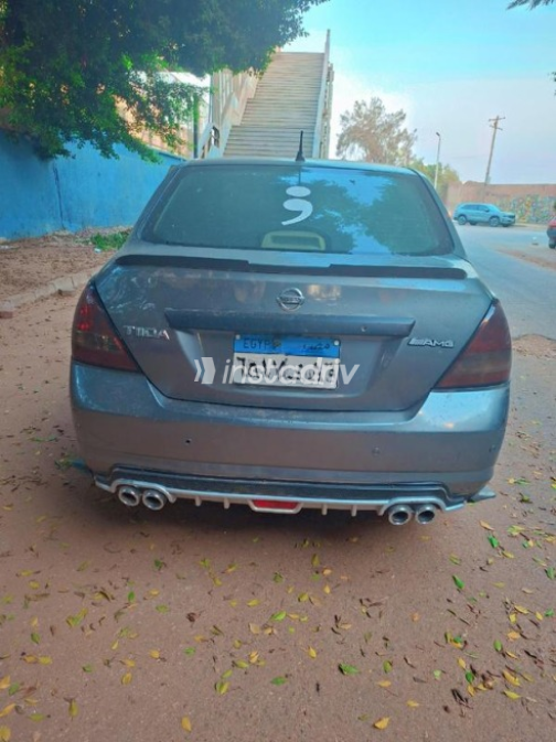 Nissan Tiida 2007 Silver Automatic Used for Sale in Maadi - 6