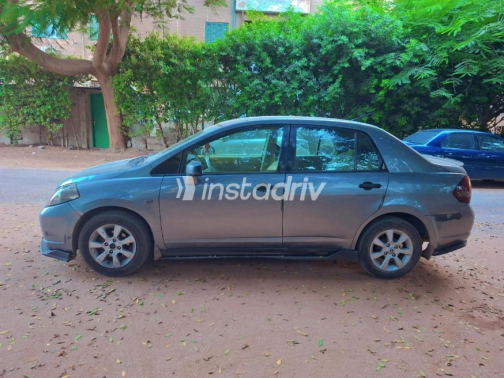 Nissan Tiida 2007 Silver Automatic Used for Sale in Maadi - 8